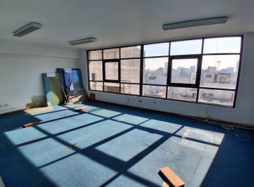 Oficina comercial de 4 ambientes, Recoleta · Alquiler Oficina Recoleta Piso Alto Vigilancia Planta Libre Deposito Oportunidad