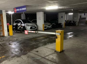 Garage , Córdoba · Cochera Santa Rosa 900 - Córdoba, Alberdi