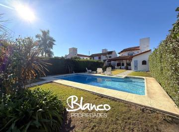 Casa · 145m² · 5 Ambientes · 2 Cocheras · Casa en Venta en Aranjuez, Escobar, G. B. a. Zona Norte