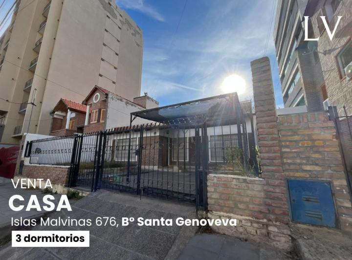 Casa · 78m² · 5 Ambientes · 1 Cochera