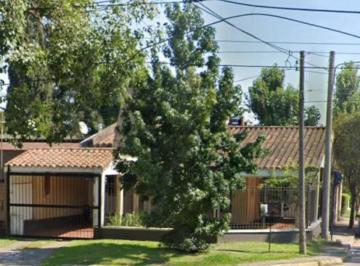 Casa · 130m² · 3 Dormitorios · 1 Cochera · Casa en Venta en Yerba Buena