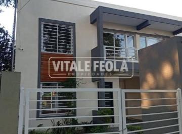 VTE-VTE-122_2 · Duplex 4 Amb 2 Baños Venta X Viaje Patio Cochera Ituzaingo