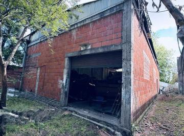 Bodega-Galpón · 301m² · Depósito / Galpón con Potencial – 576 m² de Lote, 301 m² Cubiertos