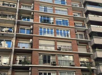 Departamento · 200m² · 6 Ambientes · 1 Cochera · Av Callao y Vte. López, 211 m² C/ Cochera Impecable Lindisimo Departamento en Recoleta!