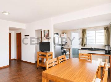 Departamento · 58m² · 3 Ambientes · 1 Cochera · Departamento 3 Ambientes Frente Al Mar Patio con Parrilla y Cochera Apto Crédito
