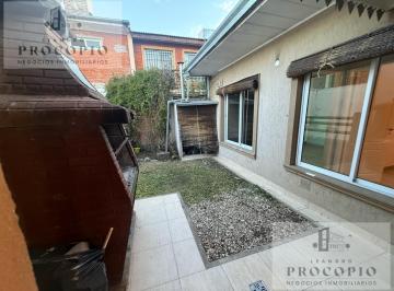 PH · 60m² · 3 Ambientes · 1 Cochera · PH Tipo Casa 3 Ambientes en Alquiler en San Antonio de Padua