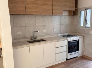 PH · 53m² · 3 Ambientes · 1 Cochera · Hermoso Duplex 3 Ambientes Completamente Refaccionado a Nuevo en Carapachay