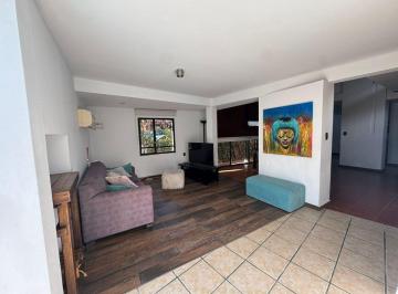 Casa de 7 ambientes, Vistalba · Cl Inmobiliaria Vende Hermosa Casa en Lujan de Cuyo Calle Las Palmas 3292 Callejon Los Fresnos