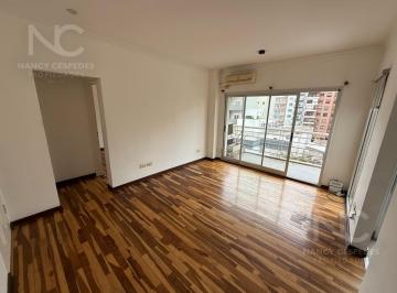Departamento · 45m² · 2 Ambientes · 1 Cochera · Departamento de 2 Ambientes con Cochera en Venta! Plaza Conesa!