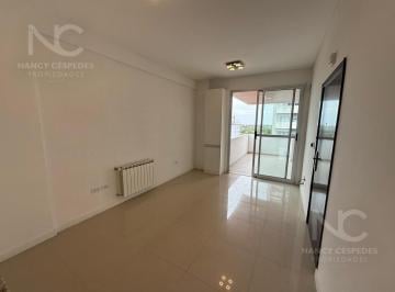 Departamento · 43m² · 2 Ambientes · 1 Cochera · Departamento 2 Ambientes en Venta con Cochera! Quilmes Centro