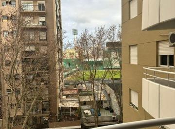 Departamento de 1 ambiente, Caballito · Monoambiente Al Frente con Balcón, Cocina Integrada con Barra, Apto Profesional