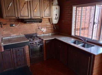 ZDI-ZDI-14_2 · Casa PH Tres Ambientes en Lomas del Mirador