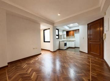 Departamento · 40m² · 2 Ambientes · Alquiler - Departamento 1d Zona Centro