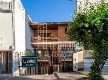 Casa · 268m² · 6 Ambientes · 2 Cocheras · Chalet 6 Amb con Jardin
