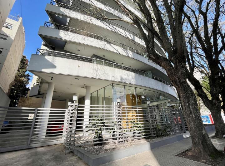 Departamento · 100m² · 3 Ambientes · 1 Cochera