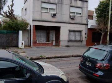 ZDI-ZDI-98_2 · Casa P/2 Familias o Renta, Ambas de 3 Amb. Toma Depto de 3 Amb en Ramos Centro