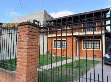 Casa · 135m² · 4 Ambientes · 1 Cochera · Casa - Jose Clemente Paz