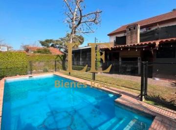 Casa · 130m² · 4 Ambientes · 1 Cochera · Casa a La Venta Apto Credito Don Torcuato