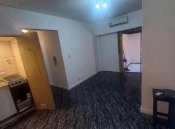 Departamento Alquiler 30m² de 1 ambiente · Monoambiente con Patio en Pleno Centro de Microcentro.
