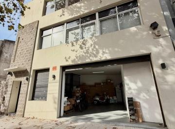 Local comercial de 5 ambientes, Villa Ortuzar · Edificio Comercial de 210 m² en Villa Ortuzar