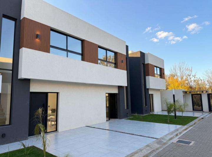 Departamento · 126m² · 4 Ambientes · 2 Cocheras