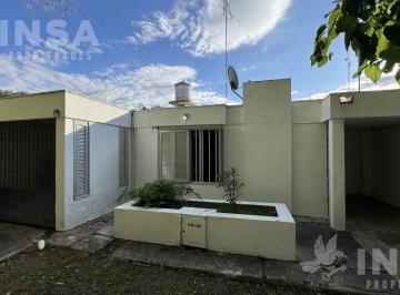 Casa · 116m² · 2 Ambientes · 1 Cochera · Casa en Venta Barrio San Pedro 3 Dorm. 1 Baño