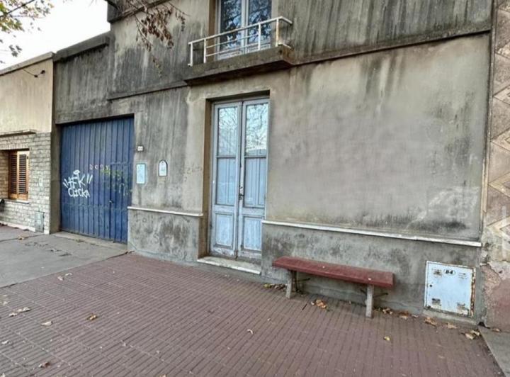 Casa · 280m² · 3 Ambientes · 1 Cochera