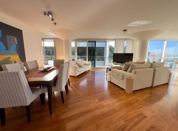 Departamento · 158m² · 4 Ambientes · 2 Cocheras · Alquiler Exclusivo con Vista Panoramica Al Rio en Regatta Olivos