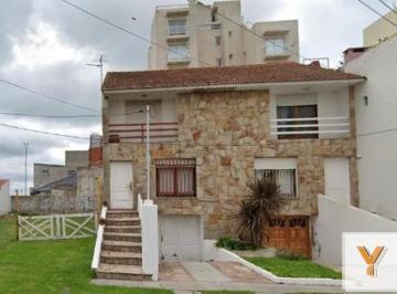 Departamento · 120m² · 4 Ambientes · 1 Cochera · Dúplex en Venta - 3 Dorm. 2 Baños - Cochera - 120 m² - Mar del Plata