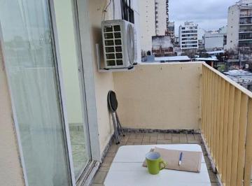 Departamento de 1 ambiente, San Cristobal · Monoambiente Semi - Amoblado C/balcón, San Cristóbal en Av Independencia 2100