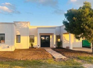 Casa de 4 ambientes, Presidente Perón · Casa Estrenar en Horizontes Al Sur Financiación