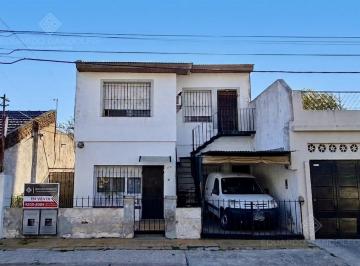 PH · 101m² · 3 Ambientes · 1 Cochera · Oportunidad - PH Al Fte S/lote de 26 m C/garage - Vta Dta - Apto. Crédito!