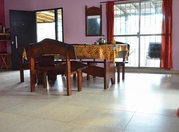 Casa · 138m² · 7 Ambientes · Venta Casa 7 Amb. C/jardín, Lote Prop. Lomas de Zamor