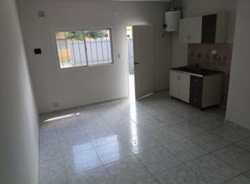 Departamento · 40m² · 3 Ambientes · 1 Cochera · Alquiler Departamento con Cochera y Patio Guillon