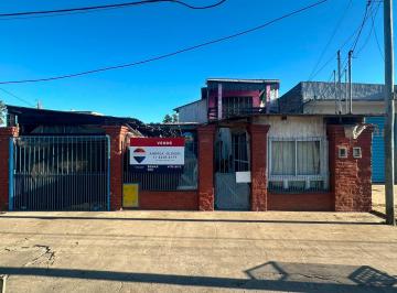 Casa · 117m² · 8 Ambientes · 1 Cochera · Casa en Gra Lote Propio Hurlingham - 646 m²