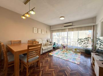 Departamento · 62m² · 4 Ambientes · 1 Cochera · Venta Apartamento 2 Dorm. con Garage Centro