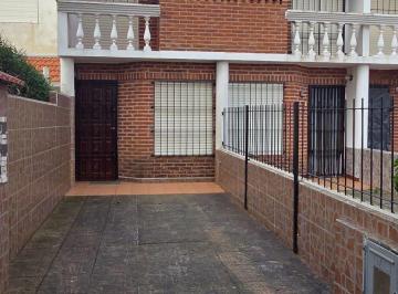 PH · 77m² · 4 Ambientes · 1 Cochera · Duplex