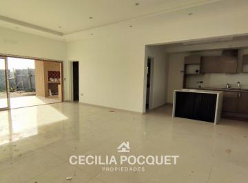 Casa · 158m² · 4 Ambientes · 2 Cocheras · Casa en Venta Barrio San Felipe Canning