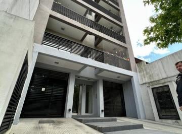 Departamento · 53m² · 3 Ambientes · Excelente Semipiso con Balcón Al Frente a 150 m de 25 de Mayo