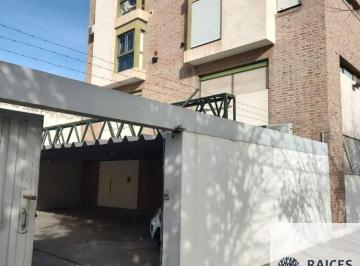 Departamento de 2 ambientes, Neuquén · Departamento en Venta C/ Cochera en Área Centro Este