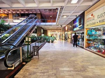 Local comercial · 31m² · 1 Ambiente · Local en Venta - Galeria Jardin - Peatonal Florida Al 500 - Caba - Centro - Microcentro.
