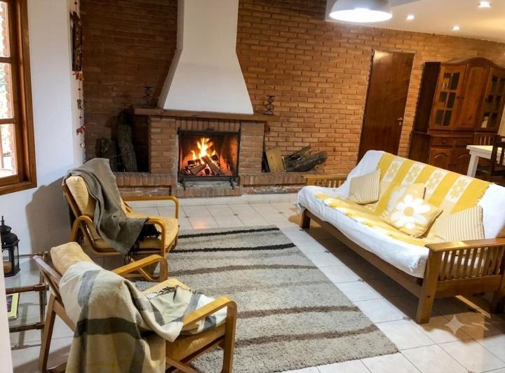 Casa · 198m² · 5 Ambientes · 1 Cochera