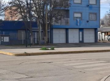 Casa · 50m² · 2 Ambientes · 2 Cocheras · Cipolletti Alquila 1 Dorm C/ Cochera/ Terraza y Parrilla