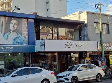 Local comercial · 227m² · Amplio Local Comercial Moron Centro
