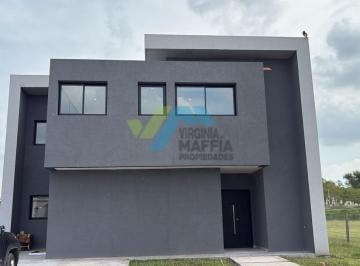 Casa · 217m² · 4 Ambientes · 2 Cocheras · Casa en Venta en San Sebastian - Area 11, San Sebastian, Escobar