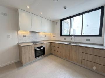 Casa · 82m² · 6 Ambientes · Casa de 2 Dorm. con Parillero y Terraza Privada