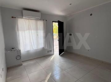 Departamento · 49m² · 3 Ambientes · 1 Cochera · Remax Virtus Vende Departamento con Patio – 2 Dorm