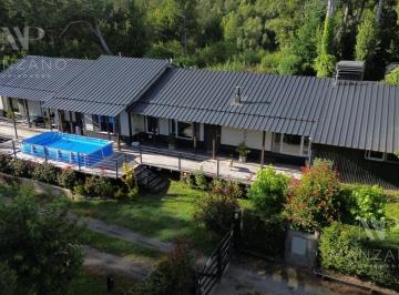 Casa · 1500m² · 7 Ambientes · 2 Cocheras · Venta Casa 248 m² Barrio Ciprés 4 Dorm. - Villa La Angostura