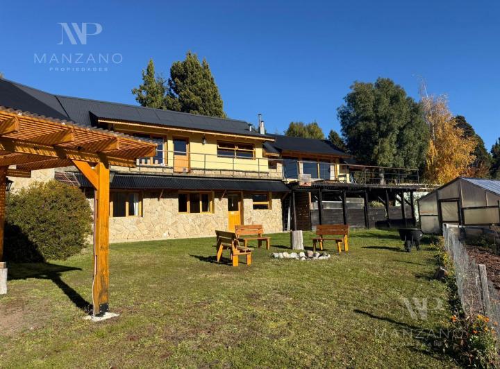 Casa · 268m² · 10 Ambientes · 6 Cocheras