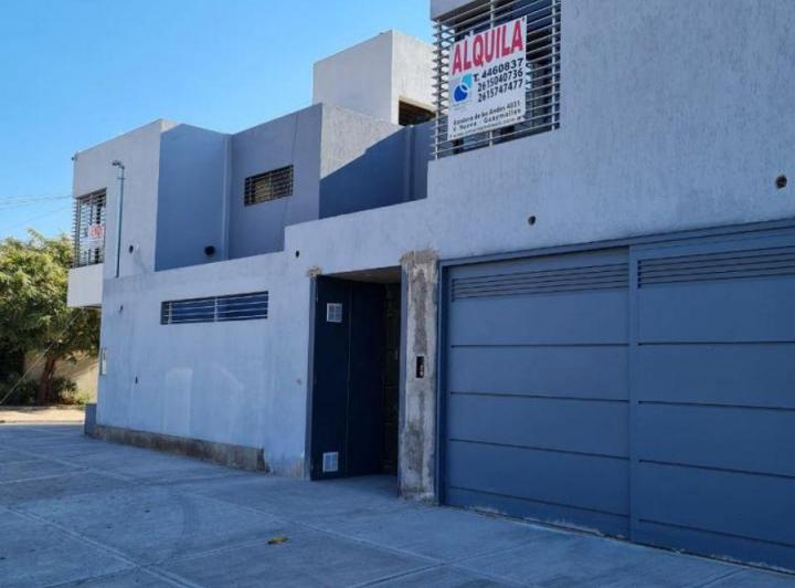 Departamento · 60m² · 7 Ambientes · 1 Cochera